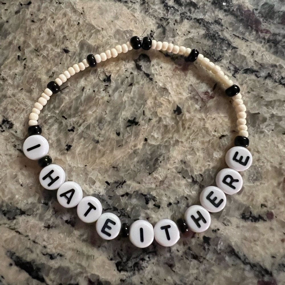 Taylor Swift tortured poets department friendship bracelet